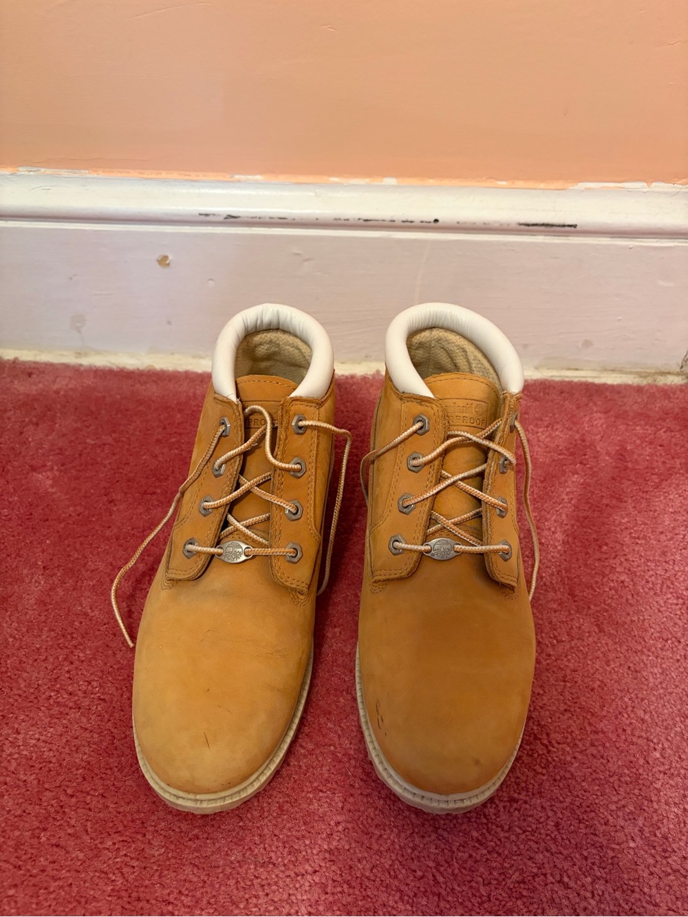 Timberland Wheat/Tan Lace-Up Work Boots with White Collar